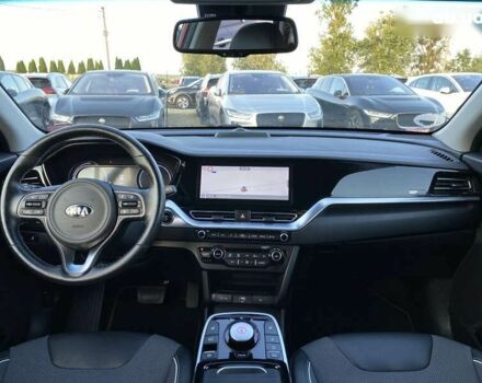 Киа Niro, объемом двигателя 0 л и пробегом 111 тыс. км за 20300 $, фото 2 на Automoto.ua
