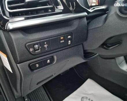 Киа Niro, объемом двигателя 0 л и пробегом 97 тыс. км за 19100 $, фото 18 на Automoto.ua