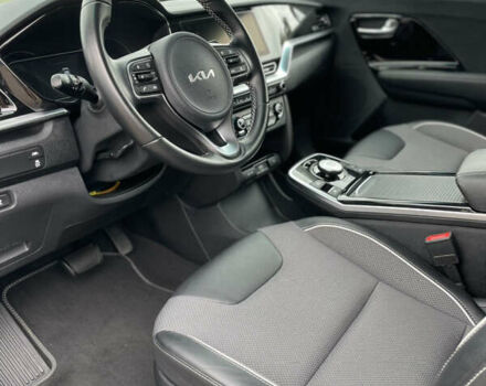 Киа Niro, объемом двигателя 0 л и пробегом 88 тыс. км за 18700 $, фото 6 на Automoto.ua
