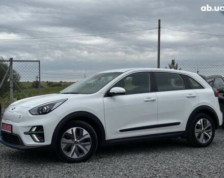 Киа Niro, объемом двигателя 0 л и пробегом 98 тыс. км за 19550 $, фото 4 на Automoto.ua