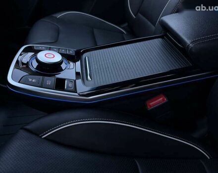 Киа Niro, объемом двигателя 0 л и пробегом 88 тыс. км за 23900 $, фото 4 на Automoto.ua