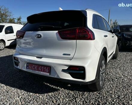 Кіа Niro, об'ємом двигуна 0 л та пробігом 53 тис. км за 20950 $, фото 7 на Automoto.ua