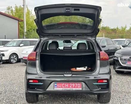 Киа Niro, объемом двигателя 0 л и пробегом 40 тыс. км за 23100 $, фото 9 на Automoto.ua