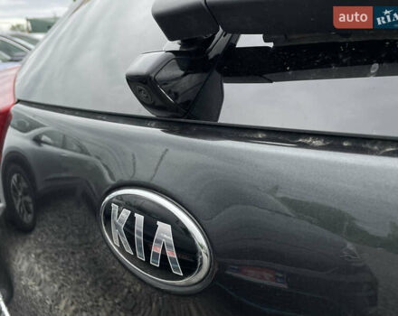 Киа Niro, объемом двигателя 0 л и пробегом 105 тыс. км за 20350 $, фото 16 на Automoto.ua