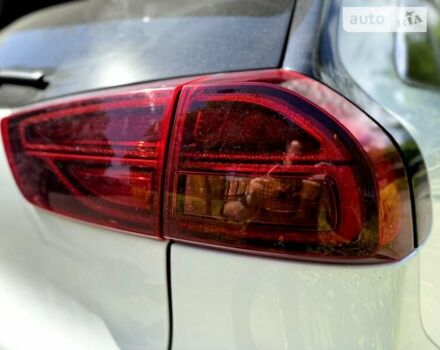 Киа Niro, объемом двигателя 0 л и пробегом 40 тыс. км за 19500 $, фото 5 на Automoto.ua
