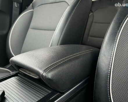 Киа Niro, объемом двигателя 0 л и пробегом 88 тыс. км за 22700 $, фото 20 на Automoto.ua