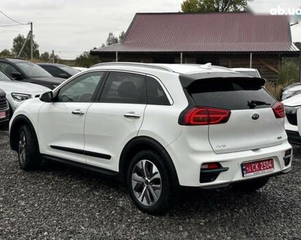 Киа Niro, объемом двигателя 0 л и пробегом 75 тыс. км за 21650 $, фото 6 на Automoto.ua