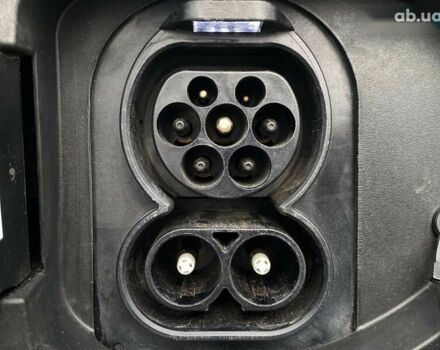 Киа Niro, объемом двигателя 0 л и пробегом 105 тыс. км за 20300 $, фото 10 на Automoto.ua