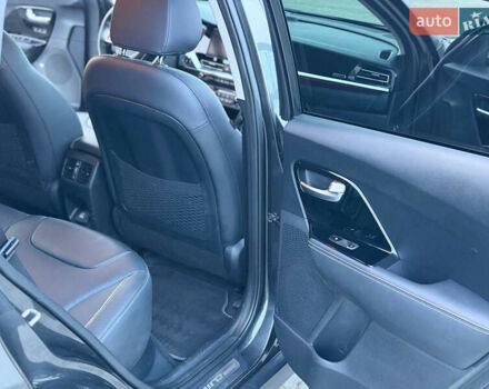 Кіа Niro, об'ємом двигуна 0 л та пробігом 58 тис. км за 22800 $, фото 10 на Automoto.ua