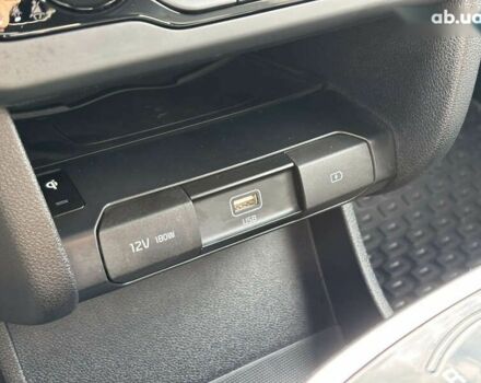 Киа Niro, объемом двигателя 0 л и пробегом 51 тыс. км за 22150 $, фото 21 на Automoto.ua