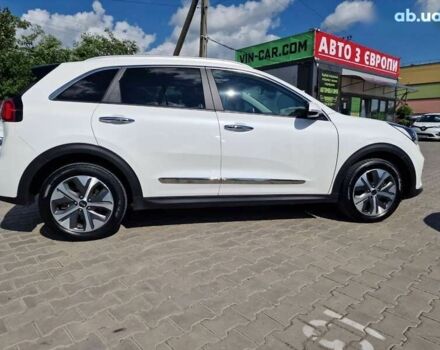 Киа Niro, объемом двигателя 0 л и пробегом 106 тыс. км за 19500 $, фото 7 на Automoto.ua