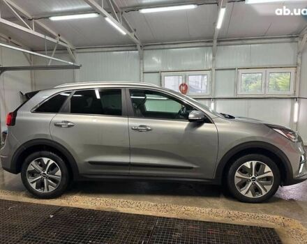 Киа Niro, объемом двигателя 0 л и пробегом 38 тыс. км за 24800 $, фото 22 на Automoto.ua