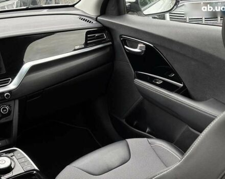 Киа Niro, объемом двигателя 0 л и пробегом 89 тыс. км за 21200 $, фото 20 на Automoto.ua