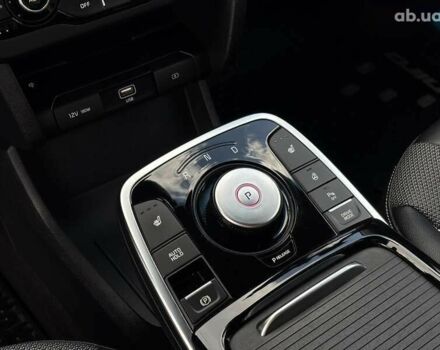 Киа Niro, объемом двигателя 0 л и пробегом 62 тыс. км за 23650 $, фото 17 на Automoto.ua