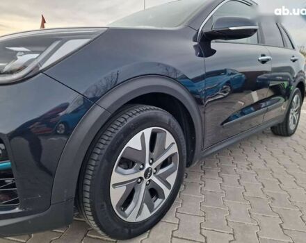 Кіа Niro, об'ємом двигуна 0 л та пробігом 139 тис. км за 22300 $, фото 2 на Automoto.ua
