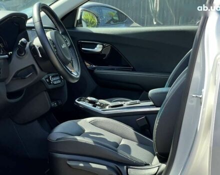 Киа Niro, объемом двигателя 0 л и пробегом 77 тыс. км за 20106 $, фото 26 на Automoto.ua