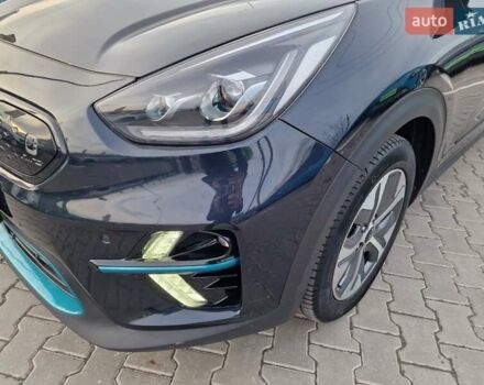 Киа Niro, объемом двигателя 0 л и пробегом 139 тыс. км за 22300 $, фото 1 на Automoto.ua