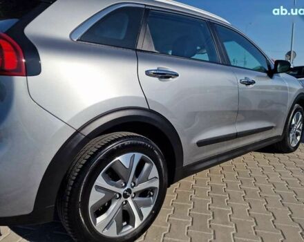 Киа Niro, объемом двигателя 0 л и пробегом 38 тыс. км за 18900 $, фото 11 на Automoto.ua
