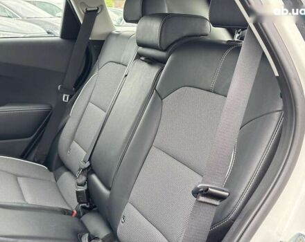 Киа Niro, объемом двигателя 0 л и пробегом 89 тыс. км за 21200 $, фото 8 на Automoto.ua