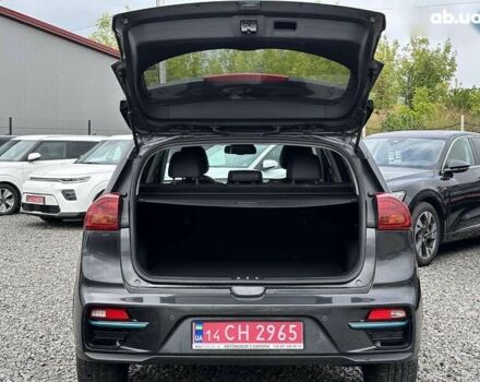 Кіа Niro, об'ємом двигуна 0 л та пробігом 45 тис. км за 23000 $, фото 5 на Automoto.ua