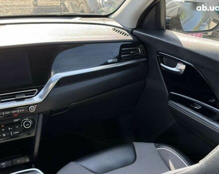 Киа Niro, объемом двигателя 0 л и пробегом 41 тыс. км за 21350 $, фото 21 на Automoto.ua