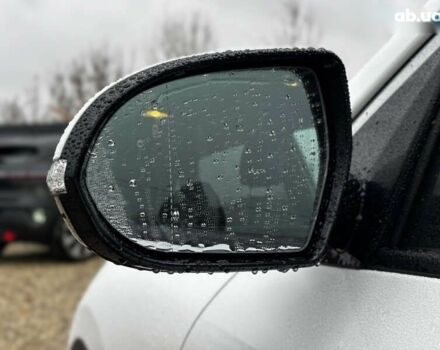 Киа Niro, объемом двигателя 0 л и пробегом 61 тыс. км за 25200 $, фото 17 на Automoto.ua