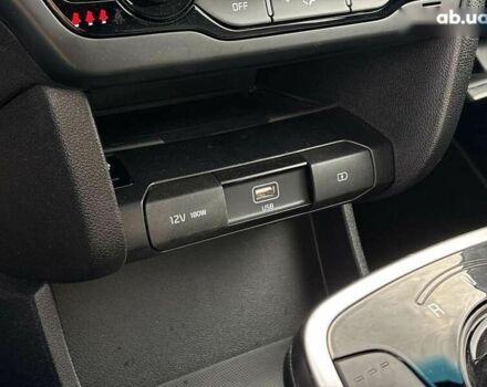 Кіа Niro, об'ємом двигуна 0 л та пробігом 45 тис. км за 23000 $, фото 28 на Automoto.ua