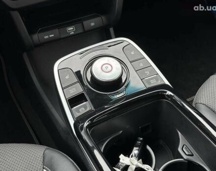 Киа Niro, объемом двигателя 0 л и пробегом 89 тыс. км за 21200 $, фото 24 на Automoto.ua