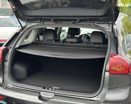 Кіа Niro, об'ємом двигуна 0 л та пробігом 45 тис. км за 23000 $, фото 6 на Automoto.ua