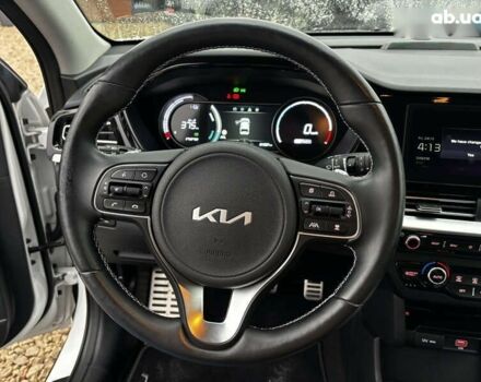 Киа Niro, объемом двигателя 0 л и пробегом 61 тыс. км за 25200 $, фото 26 на Automoto.ua