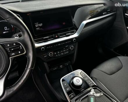 Кіа Niro, об'ємом двигуна 0 л та пробігом 58 тис. км за 23150 $, фото 20 на Automoto.ua