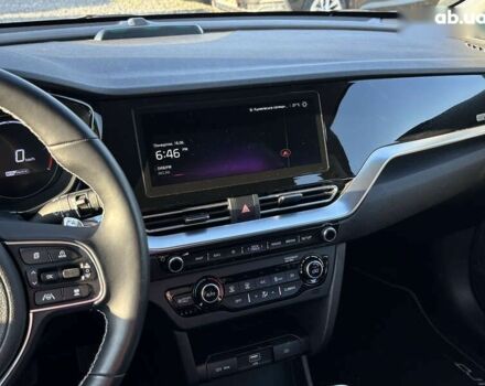 Кіа Niro, об'ємом двигуна 0 л та пробігом 55 тис. км за 22100 $, фото 17 на Automoto.ua