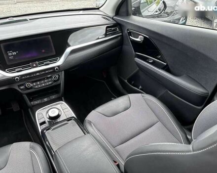 Кіа Niro, об'ємом двигуна 0 л та пробігом 45 тис. км за 23000 $, фото 13 на Automoto.ua