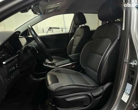 Киа Niro, объемом двигателя 0 л и пробегом 38 тыс. км за 24800 $, фото 4 на Automoto.ua