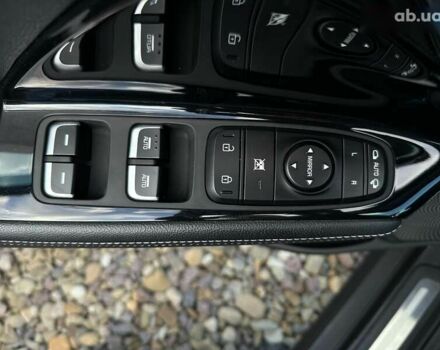 Киа Niro, объемом двигателя 0 л и пробегом 73 тыс. км за 23900 $, фото 7 на Automoto.ua