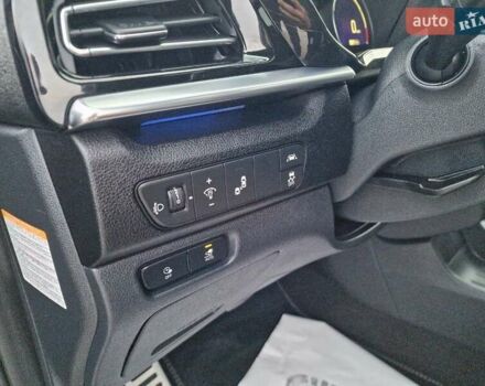 Киа Niro, объемом двигателя 0 л и пробегом 139 тыс. км за 22300 $, фото 23 на Automoto.ua