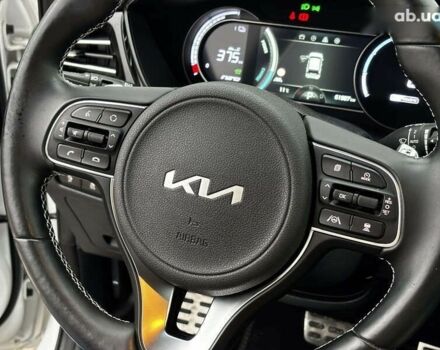 Киа Niro, объемом двигателя 0 л и пробегом 61 тыс. км за 25200 $, фото 27 на Automoto.ua