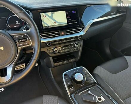 Киа Niro, объемом двигателя 0 л и пробегом 44 тыс. км за 23900 $, фото 2 на Automoto.ua