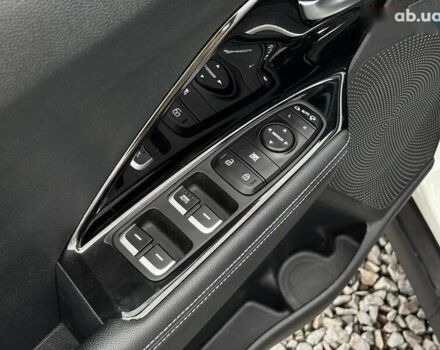 Киа Niro, объемом двигателя 0 л и пробегом 89 тыс. км за 21200 $, фото 10 на Automoto.ua