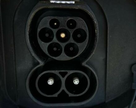 Кіа Niro, об'ємом двигуна 0 л та пробігом 53 тис. км за 24900 $, фото 17 на Automoto.ua