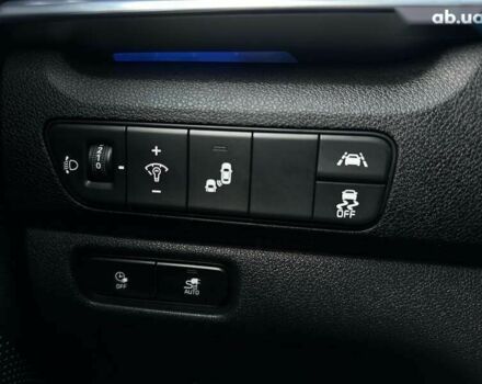 Киа Niro, объемом двигателя 0 л и пробегом 73 тыс. км за 23900 $, фото 9 на Automoto.ua