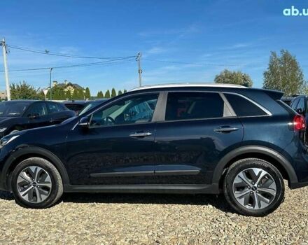 Кіа Niro, об'ємом двигуна 0 л та пробігом 53 тис. км за 24900 $, фото 23 на Automoto.ua
