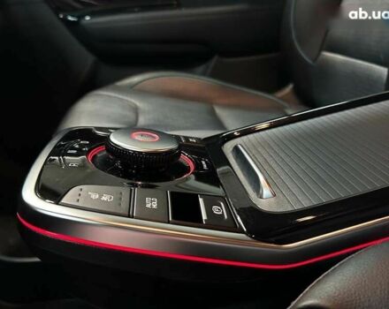 Киа Niro, объемом двигателя 0 л и пробегом 71 тыс. км за 24900 $, фото 8 на Automoto.ua