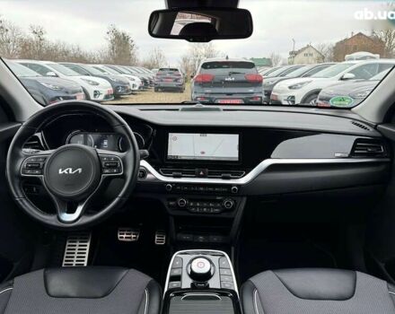 Киа Niro, объемом двигателя 0 л и пробегом 70 тыс. км за 24400 $, фото 2 на Automoto.ua