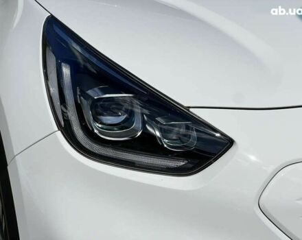 Киа Niro, объемом двигателя 0 л и пробегом 77 тыс. км за 20106 $, фото 13 на Automoto.ua