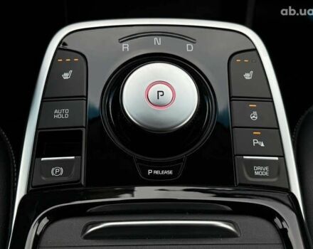 Киа Niro, объемом двигателя 0 л и пробегом 70 тыс. км за 24400 $, фото 6 на Automoto.ua