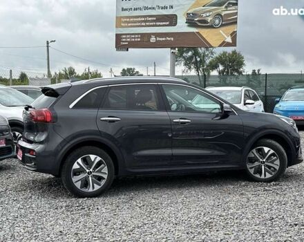 Кіа Niro, об'ємом двигуна 0 л та пробігом 45 тис. км за 23000 $, фото 3 на Automoto.ua