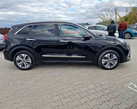 Киа Niro, объемом двигателя 0 л и пробегом 174 тыс. км за 19600 $, фото 9 на Automoto.ua