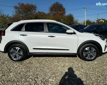 Киа Niro, объемом двигателя 0 л и пробегом 44 тыс. км за 24900 $, фото 23 на Automoto.ua