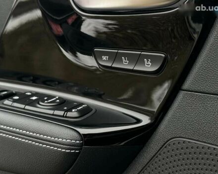 Киа Niro, объемом двигателя 0 л и пробегом 47 тыс. км за 24900 $, фото 5 на Automoto.ua